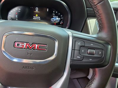 2023 GMC Yukon - Photo 16