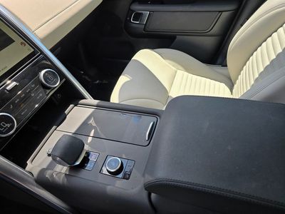 2025 Land Rover Discovery - Photo 26