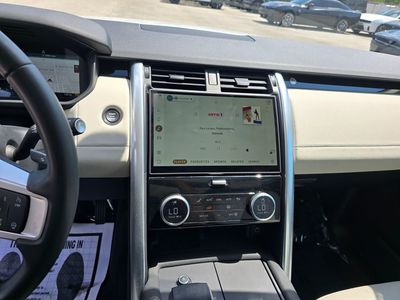 2025 Land Rover Discovery - Photo 23