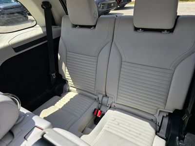2025 Land Rover Discovery - Photo 35