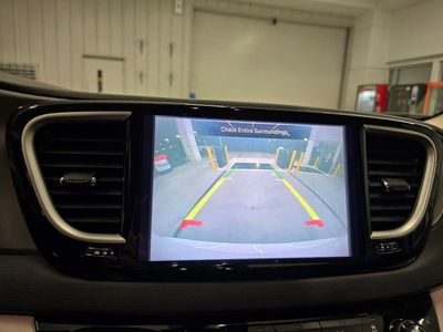 2024 Chrysler Pacifica - Photo 22
