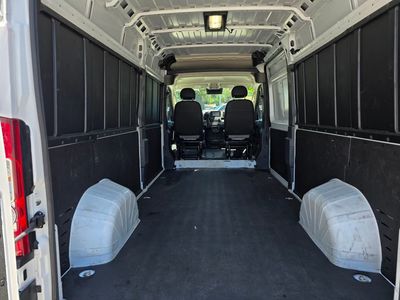 2025 Ram ProMaster Cargo Van — photo 31 view