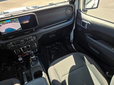 2026 Jeep Wrangler — photo 35 view