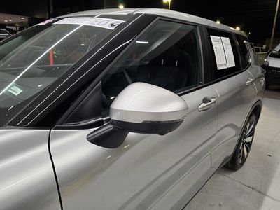 2025 Mitsubishi Outlander - Photo 11