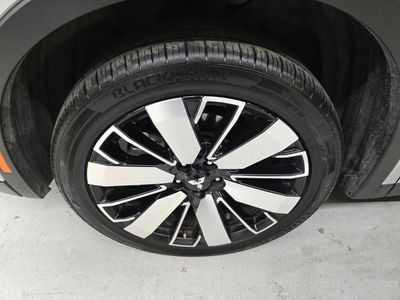 2025 Mitsubishi Outlander - Photo 10