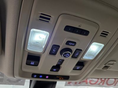 2022 GMC Yukon XL - Photo 30