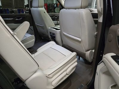 2022 GMC Yukon XL - Photo 36