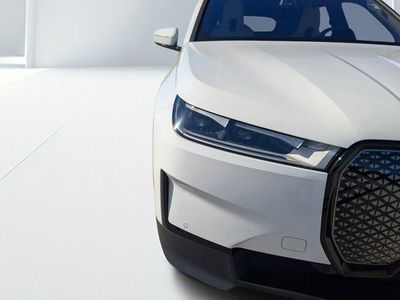 2023 BMW iX - Photo 9