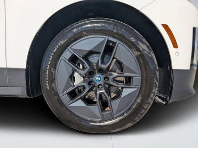 2023 BMW iX - Photo 10