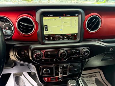 2021 Jeep Gladiator - Photo 24