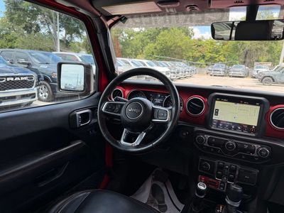 2021 Jeep Gladiator - Photo 36