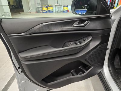 2025 Jeep Grand Cherokee - Photo 12
