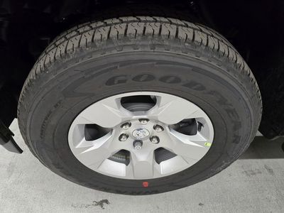 2026 Ram 1500 — photo 10 view