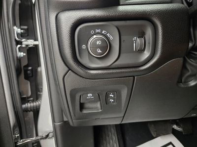 2026 Ram 1500 — photo 32 view