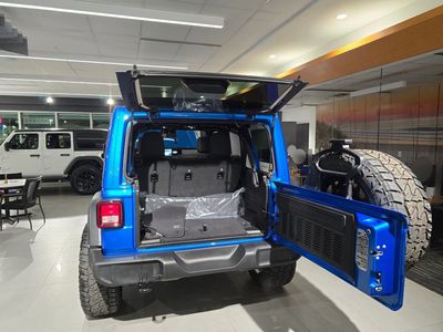 2025 Jeep Wrangler - Photo 37