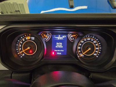 2025 Jeep Wrangler - Photo 22
