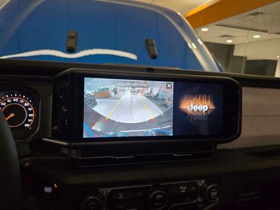 2025 Jeep Wrangler - Photo 24