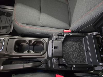 2026 Jeep Wrangler - Photo 28