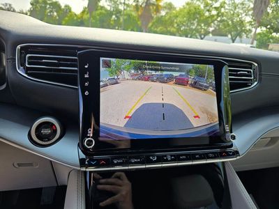2026 Jeep Grand Wagoneer - Photo 23