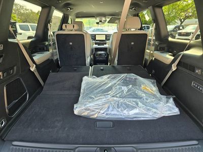 2026 Jeep Grand Wagoneer - Photo 41
