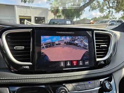 2026 Chrysler Pacifica — photo 24 view