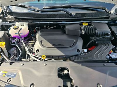 2026 Chrysler Pacifica — photo 13 view