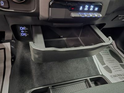 2026 Ram 1500 — photo 28 view