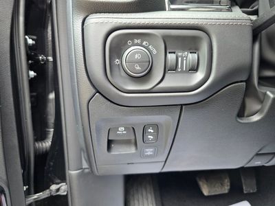 2026 Ram 1500 — photo 37 view