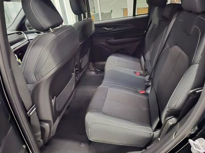 2025 Jeep Grand Cherokee - Photo 28