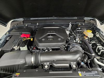 2026 Jeep Wrangler — photo 11 view