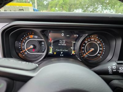 2025 Jeep Wrangler - Photo 20