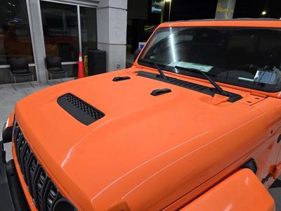 2025 Jeep Gladiator - Photo 10