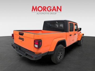 2025 Jeep Gladiator - Photo 7