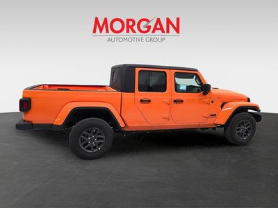 2025 Jeep Gladiator - Photo 8