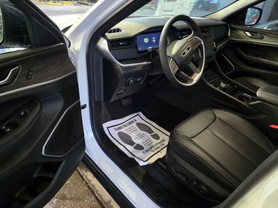 2026 Jeep Grand Cherokee - Photo 14