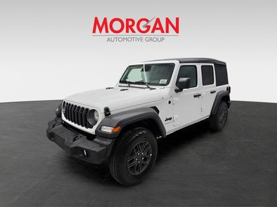 2025 Jeep Wrangler - Photo 2