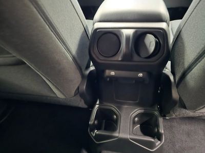 2025 Jeep Wrangler - Photo 30