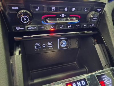 2025 Jeep Grand Cherokee - Photo 29