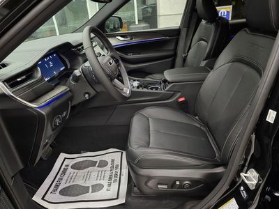 2025 Jeep Grand Cherokee - Photo 16