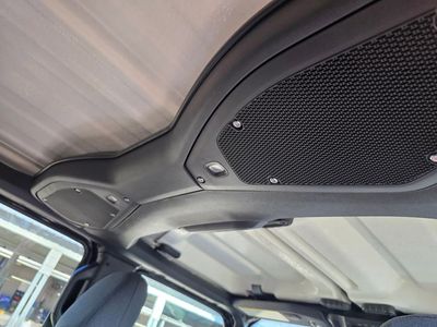 2025 Jeep Wrangler - Photo 32