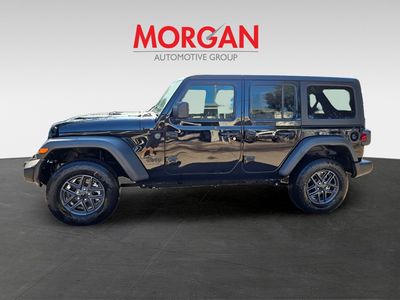 2025 Jeep Wrangler - Photo 3