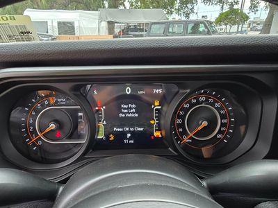 2026 Jeep Gladiator — photo 20 view