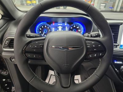 2026 Chrysler Pacifica - Photo 18