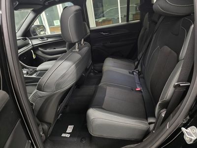 2025 Jeep Grand Cherokee - Photo 28