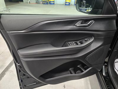 2025 Jeep Grand Cherokee - Photo 12