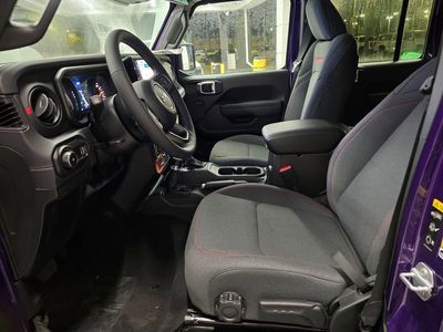 2026 Jeep Wrangler - Photo 17