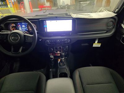 2026 Jeep Wrangler - Photo 36
