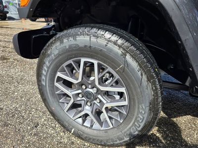 2025 Jeep Wrangler - Photo 9