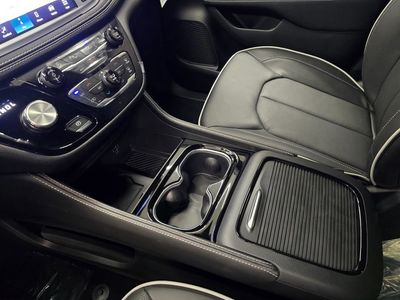 2026 Chrysler Pacifica - Photo 27