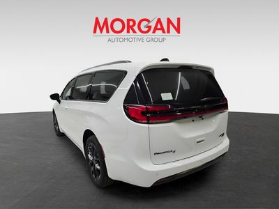 2026 Chrysler Pacifica - Photo 4